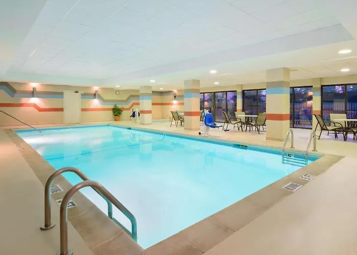 Hampton Mt. Vernon 3*
